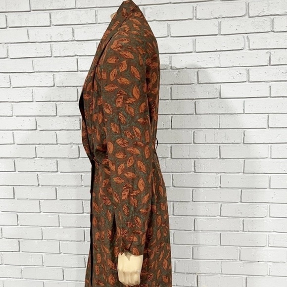 August Silk Women’s Autumn Dress - Picture 4 of 5